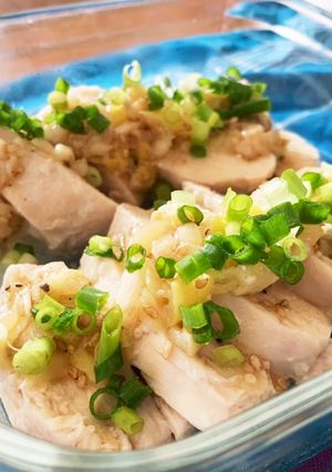蒸し鶏の香味塩麹ソースかけ-レシピのメイン写真