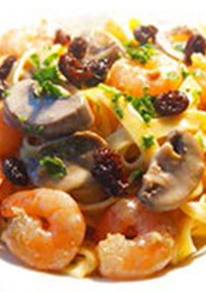 味噌生クリームとレーズンのパスタ-レシピのメイン写真