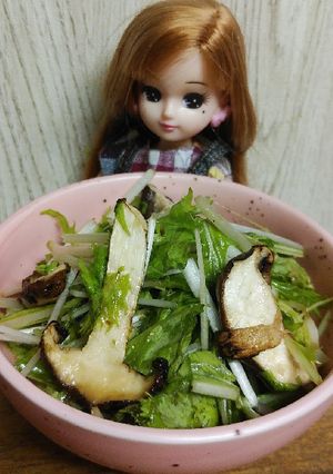 リカちゃん♡水菜と椎茸のサラダ｡:✤*゜-レシピのメイン写真