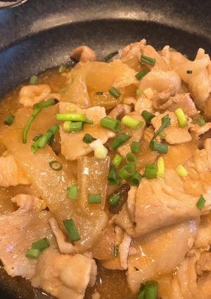 簡単　豚バラと大根のソース炒め-レシピのメイン写真