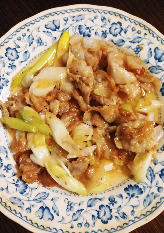 簡単☆豚肉とネギの塩麹炒め-レシピのメイン写真