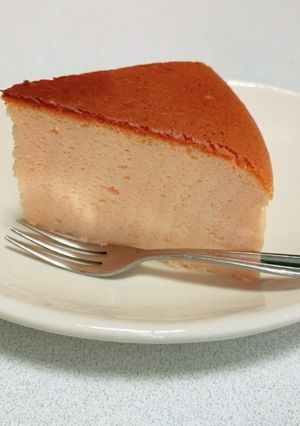 しっとりフワフワいちごスフレチーズケーキ-レシピのメイン写真