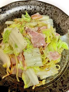 ベーコンと白菜の旨塩ペッパー焼きそば-レシピのメイン写真