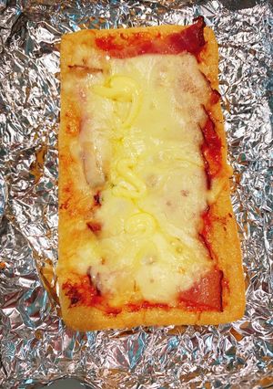 油揚げdeベーコンチーズピザ-レシピのメイン写真