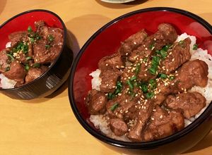超！柔らか♡牛角切りのステーキ丼♪-レシピのメイン写真