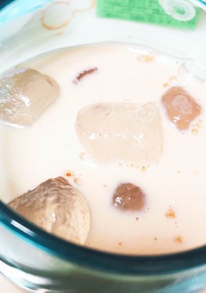 お安いわらび餅と豆乳でタピオカ風-レシピのメイン写真