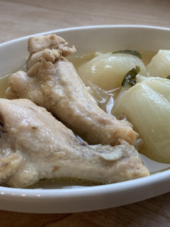 松山どりと小タマネギのセロリ風味煮込み-レシピのメイン写真