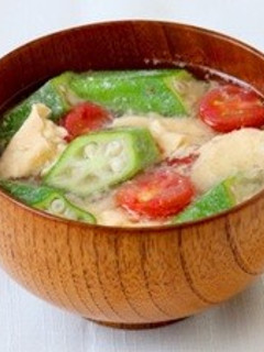 トマトとオクラのかきたま味噌汁-レシピのメイン写真