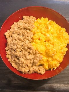 シンプルふわふわそぼろ丼-レシピのメイン写真