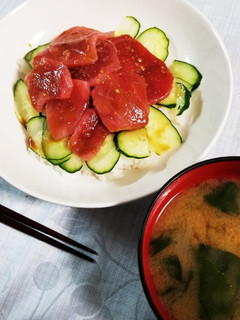 マグロ丼-レシピのメイン写真