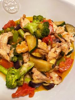 夏野菜とチキンのトマトチーズ炒め-レシピのメイン写真