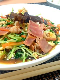 【龍愛】ベーコンと豆苗の中華炒め-レシピのメイン写真