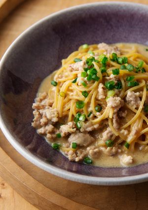 フライパンひとつ！鶏ひき肉の豆乳甘酒麺-レシピのメイン写真