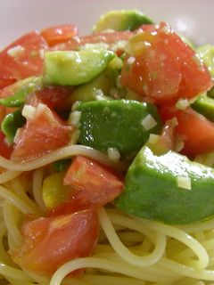 トマトとアボカドの冷製パスタ-レシピのメイン写真