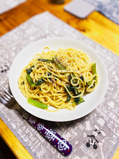 イカの塩辛と小松菜のパスタ-レシピのメイン写真