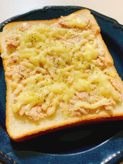 簡単絶品朝ごはん♪ツナマヨチーズトースト-レシピのメイン写真