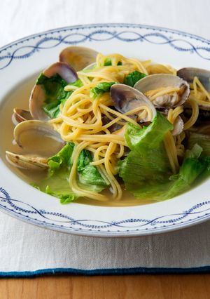 フライパンであさりとレタスのスープパスタ-レシピのメイン写真