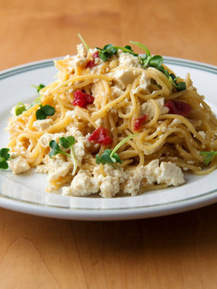 フライパンひとつ!豆腐と梅肉の和風パスタ-レシピのメイン写真