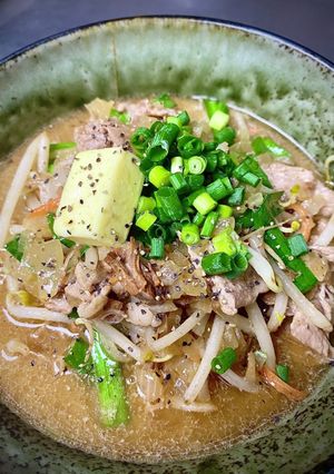 賄い♪魚介豚骨焦がし味噌バター沖縄そば-レシピのメイン写真