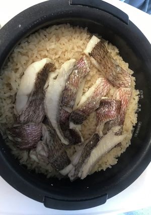 鯛を丸々使った簡単鯛めし-レシピのメイン写真