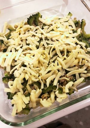 苦味が好きな方へ!ゴーヤのチーズ焼き-レシピのメイン写真