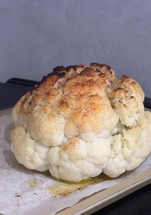 丸ごとカリフラワーのオーブン焼き-レシピのメイン写真