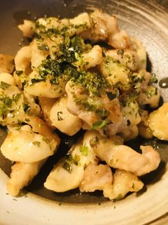 おつまみ・付け出し●細切り鶏皮の焼きあげ-レシピのメイン写真