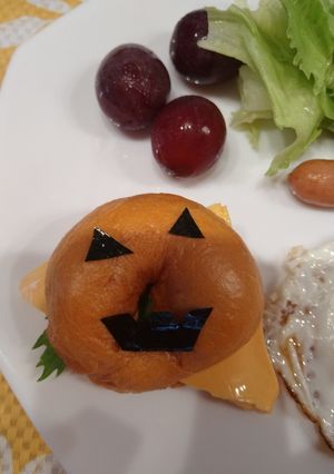 ハロウィンカラーのベーグル-レシピのメイン写真