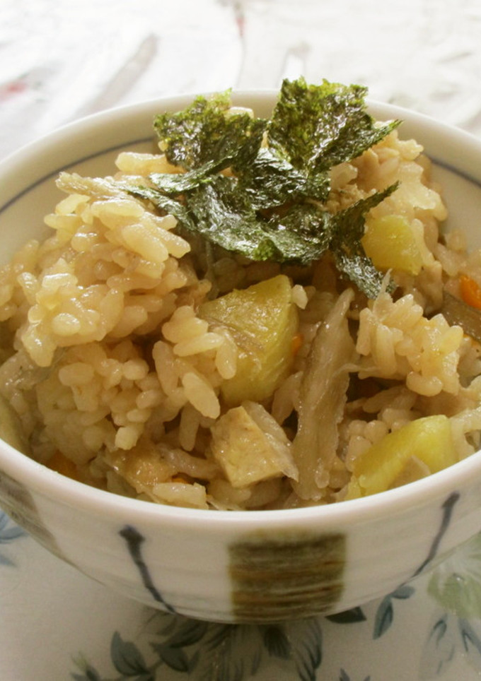 さつまいも入り炊き込みご飯で秋ご飯に！旨-レシピのメイン写真