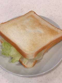 フライドチキンで、チキンホットサンド-レシピのメイン写真