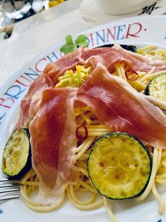 中目黒グルメ生ハムズッキーニスパゲッティ-レシピのメイン写真