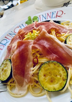 中目黒グルメ生ハムズッキーニスパゲッティ-レシピのメイン写真
