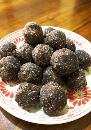 チョコレートヌガーのようなエナジーボール-レシピのメイン写真