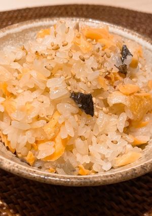鮭だけ簡単!鮭の炊き込みご飯-レシピのメイン写真