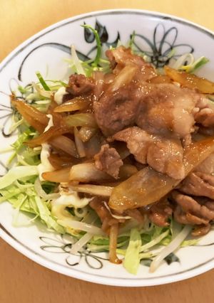 キャベツに乗せて☆ずぼら生姜焼き-レシピのメイン写真