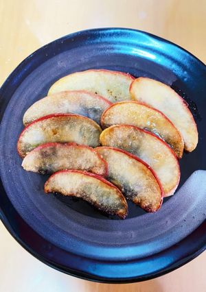 ホットプレートで作る焼きりんご-レシピのメイン写真