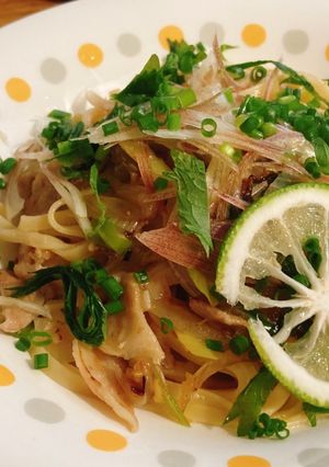 豚バラと茗荷と大葉で薬味たっぷり和パスタ-レシピのメイン写真
