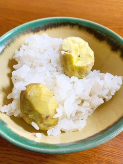 【秋の味覚】炊飯器で☆栗ご飯-レシピのメイン写真