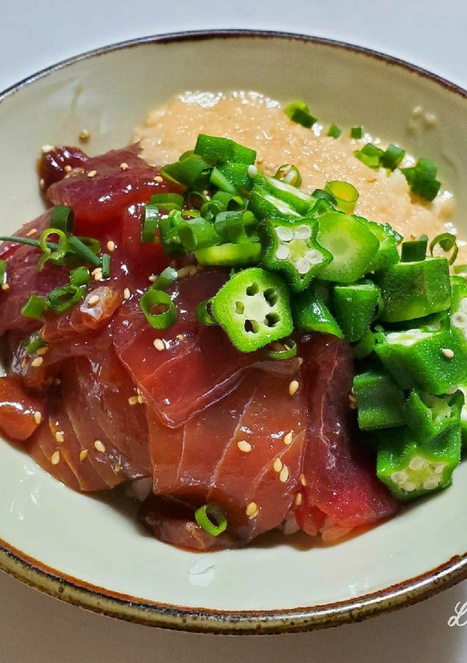 とろろとマグロの漬け丼-レシピのメイン写真
