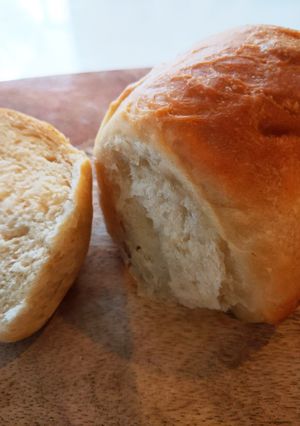 簡単♪ふわふわ生クリーム入り食パン-レシピのメイン写真