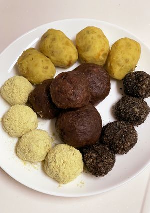 雑穀玄米でおはぎ風小豆黒胡麻きな粉焼き芋-レシピのメイン写真