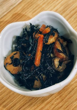 ちくわ入り 旨みたっぷりひじきの煮物-レシピのメイン写真