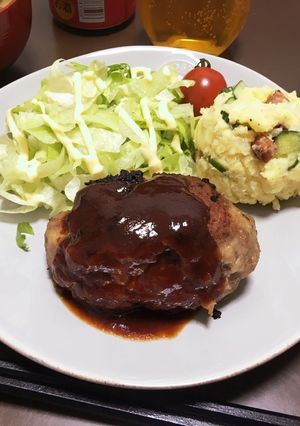 名店の味で絶品！ハンバーグ-レシピのメイン写真