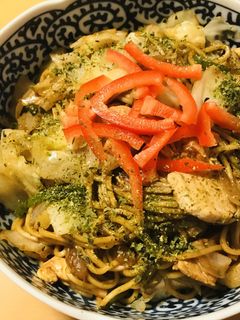 鶏胸肉●W玉&Wソースのボリューム焼そば-レシピのメイン写真