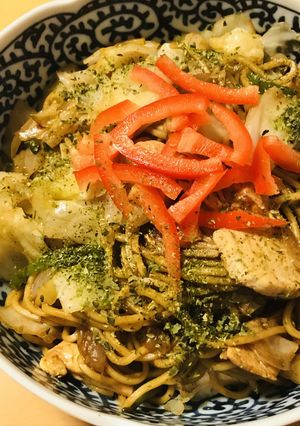 鶏胸肉●W玉＆Wソースのボリューム焼そば-レシピのメイン写真