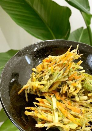 くず野菜と野菜の皮で和風かき揚･抹茶風味-レシピのメイン写真