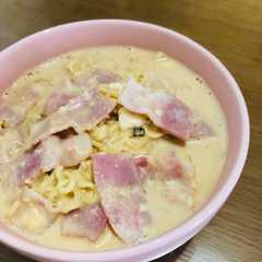 รูปของ *サッポロ一番de和風カルボナーラ*
