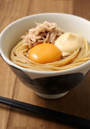 ツナマヨ、たまごかけヌードル-レシピのメイン写真