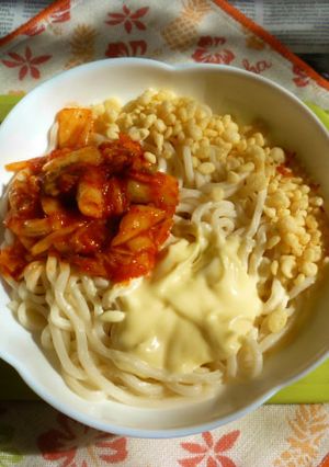 醤油うどん風冷やしうどん20~マヨキムチ-レシピのメイン写真