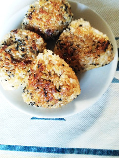 おかかとごまの焼きおにぎり-レシピのメイン写真